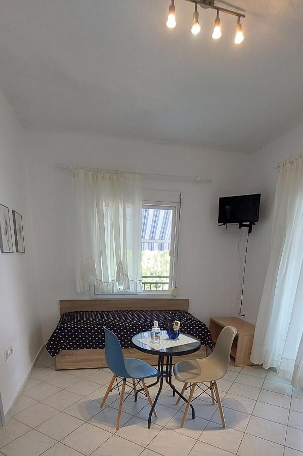 Ianos Appartement Nea Skioni Buitenkant foto